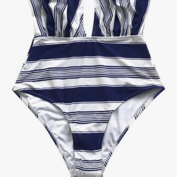 CUPSHE Blue Striped Wrap Halter One-piece Beach/Swimwear size medium - Picture 4 of 5
